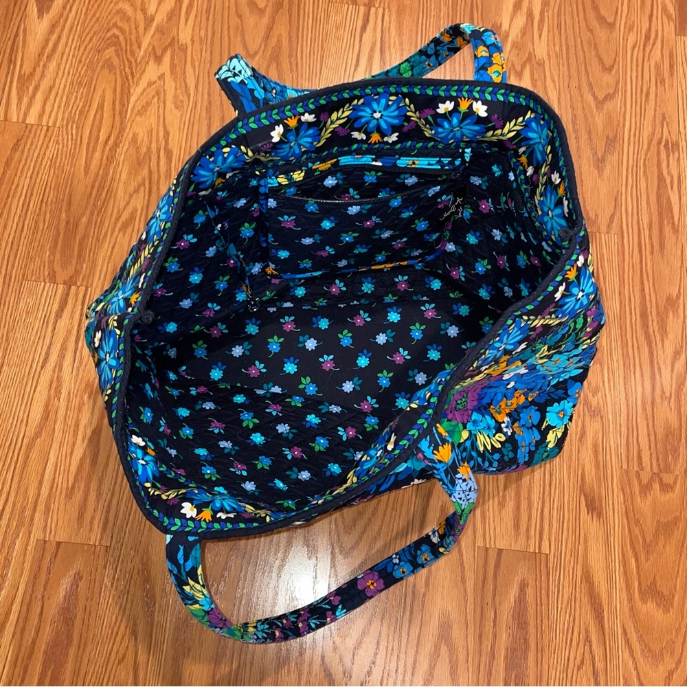 Large Vera Bradley Blue Colorful Floral Paisley Tote Bag - Picture 7 of 12